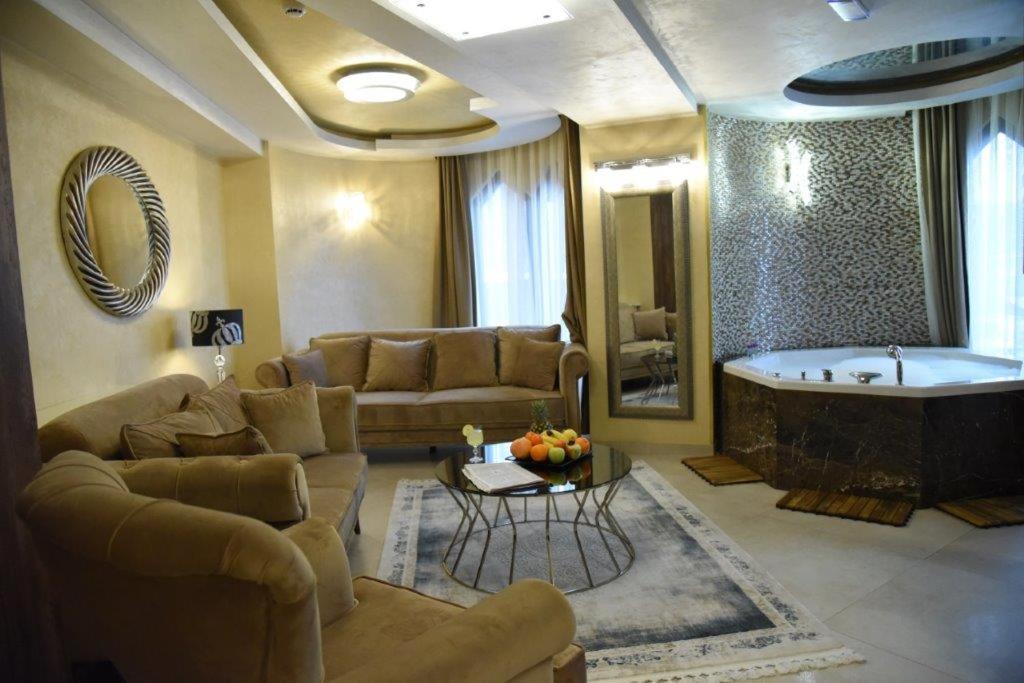 Hotel Vrbak Nd Нови пазар Екстериор снимка